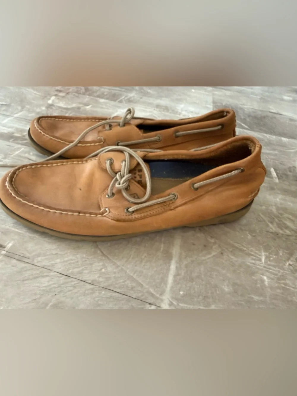 Sperry Men’s Brown Leather Boat Shoes with Gray Laces
